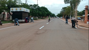 Trabajos de señalización y bacheo en las principales avenidas de la ciudad