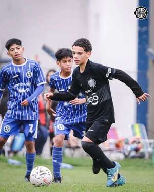 Olimpia, se mantiene como líder en la Sub 13 - Fútbol - ABC Color