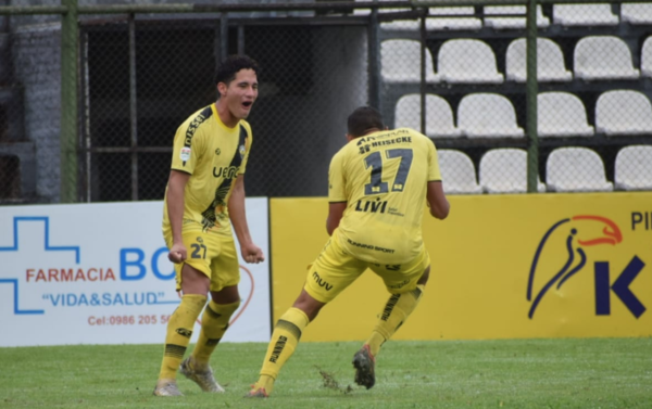 Versus / Recoleta se mantiene bien arriba