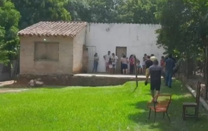 Joven es sospechosa de matar a su papá con hacha y a machetazos - Noticiero Paraguay