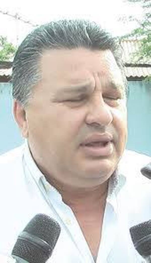 César Quevedo es condenado a 19 años de prisión por tráfico y tenencia de cocaína