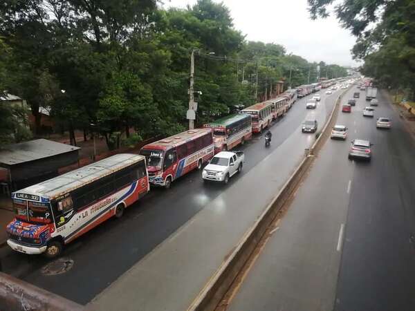 Ante posible paro del 11 de junio Dinatran liberá horarios de buses de Cordillera para apoyar a colectivos internos - Nacionales - ABC Color