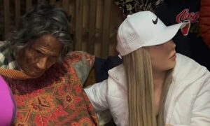 (VIDEO)Marilina apareció para ayudar a doña de 100 años que vive sola
