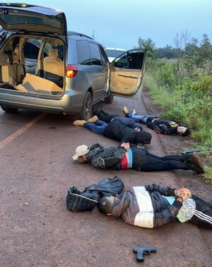 Balacera entre policías y supuestos asaltantes dejó como resultado 5 detenidos y 1 abatido - La Tribuna