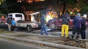 Recolectores se salvan “de milagro” tras fatal choque, según Comuna de Asunción
