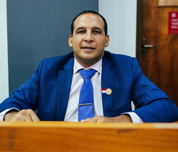 Isaac Rojas: "El cansancio del 'ista' impulsó el movimiento Nuevo Liberalismo" » San Lorenzo PY
