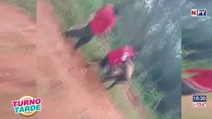 Supuesto ladrón es reducido a golpes por vecinos en Luque - Noticias Paraguay