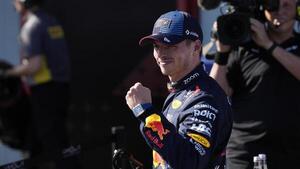 Verstappen resiste al empuje de los McLaren y se lleva la pole