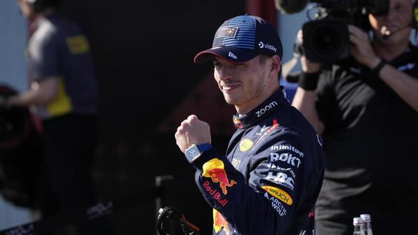 Verstappen resiste al empuje de los McLaren y se lleva la pole