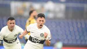 Olimpia remonta y se queda con el “clásico más añejo”