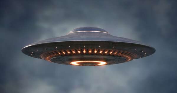 Diario HOY | “Fue una luz que giraba, un platillo”: senador chileno dijo ser abducido por extraterrestres
