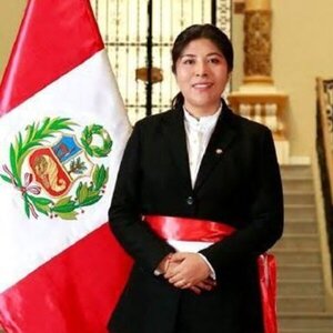 Ex primera ministra de Perú seguirá en prisión preventiva