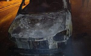 Vehículo se incendia en CDE