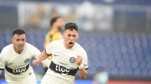 Olimpia remonta y se impone en el clásico más añejo