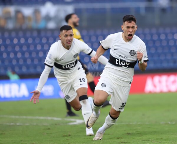 Versus / ¡Con toda la calidad! Los dos golazos que le dieron a Olimpia el triunfo ante Guaraní