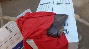 Supuesto parricidio: imputaron a joven que habría asesinado con un hacha a su padre