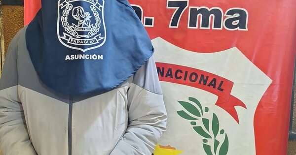 La Nación / Detienen a asaltante de pasajeros en paradas de buses tras denuncia de última víctima