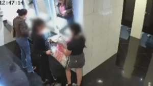 Buscan identificar a mujer que robó el celular de una adolescente en un shopping de San Lorenzo