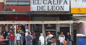 La Nación / El Califa de León, la modesta taquería distinguida con una estrella Michelin