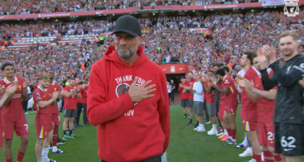 Versus / Anfield brinda emotivo homenaje a Klopp en su último partido con Liverpool