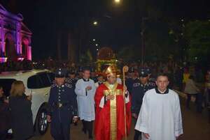 Con presencia del Nuncio, guaireños honraron al Espíritu Santo - Nacionales - ABC Color