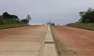Acceso a terminal de cargas de la ANNP se construye con pavimento rígido en Franco