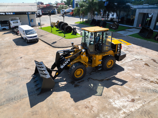 Pala cargadora SANY SW936K Versatilidad para constructoras y para el sector agro - Amigo Camionero