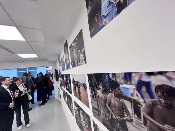 El ritual del Arete Guasu llega a París con fotografías de Luis Vera - Cultura - ABC Color