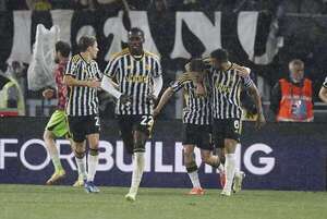 El Juventus amarga fiesta a un Bolonia que dio el choque por acabado antes de tiempo - Fútbol Internacional - ABC Color
