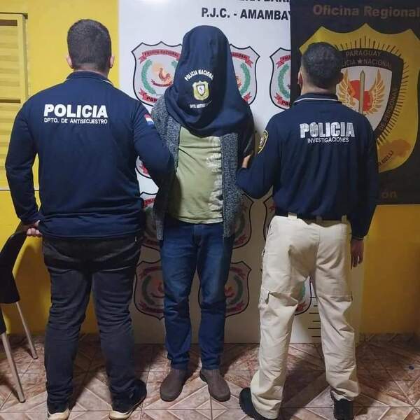 Imputan a detenido en allanamiento por presunto caso de secuestro