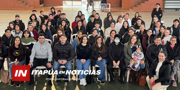 INTENDENTE DE CAMBYRETÁ SE REUNIÓ CON UNIVERSITARIOS DE LA CIUDAD - Itapúa Noticias