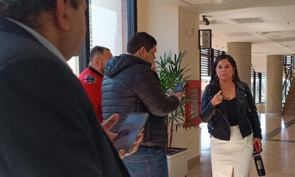 Vuelven a suspender audiencia contra los reyes de la estafa