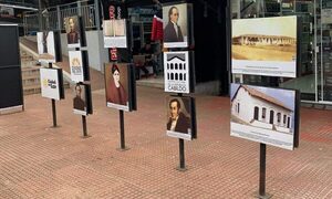 Realizan exposición fotográfica en honor a la independencia