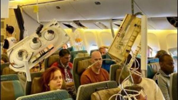 Video: Fuertes turbulencias dejan un muerto y 30 heridos en vuelo a Singapur