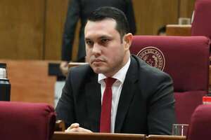 Hernán Rivas: Kattya González mantiene confianza en fiscales que investigan título falso - Política - ABC Color