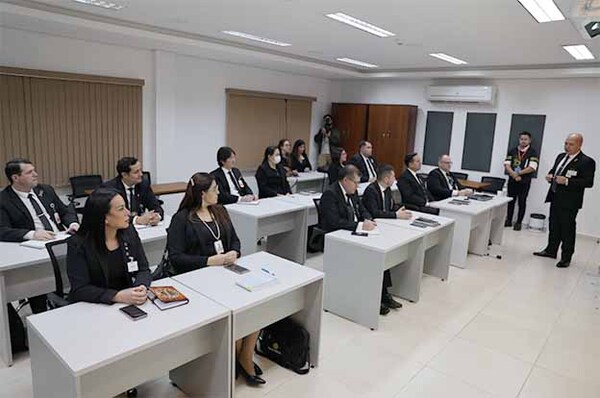 Se iniciaron los cursos de posgrado promovidos por el IAEE en Alto Paraná con apoyo de Itaipú | DIARIO PRIMERA PLANA