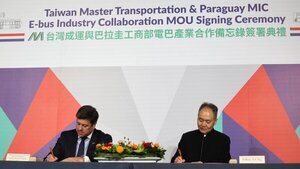 Empresa de Taiwán muestra interés de instalar una fábrica de buses eléctricos en Paraguay