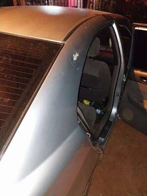 Balean auto del presidente de la Junta Municipal de Coronel Bogado - Policiales - ABC Color