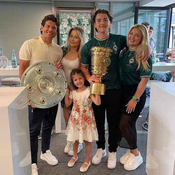 Nelson Haedo celebró una hazaña de hace dos décadas, rodeado del amor de su familia - Gente - ABC Color