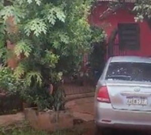 Coronel Bogado:Balean el vehículo del presidente de la Junta Municipal - Paraguay.com