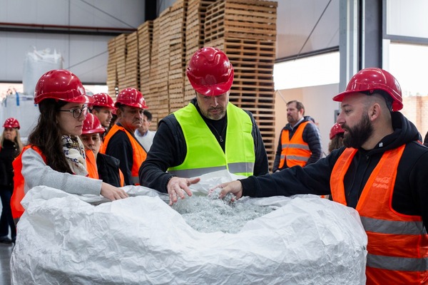 Día Mundial del Reciclaje: Coca-Cola Paresa lideró la innovadora iniciativa 'Circular Tour 2024' - Unicanal