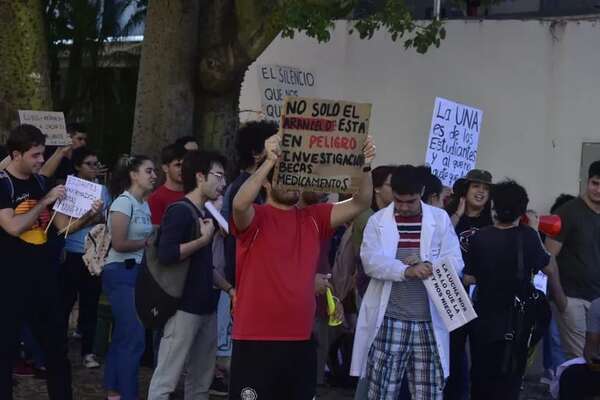 UNA: injerencia política del MEC afectaría autonomía, dicen - Nacionales - ABC Color