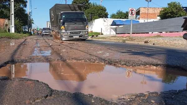 Fernando de la Mora: Av. Laguna Grande hace honor a su nombre - Nacionales - ABC Color