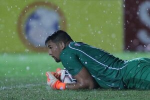 Sin minutos en Primera, Diego Morel opta por marcharse del 2 de Mayo