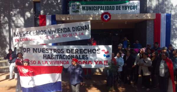 La Nación / Ybycuí: niegan aprobación de comisión vecinal y 40 familias no podrían acceder a viviendas