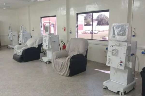 Sala de Hemodiálisis inaugurada en el 2021 no funciona en el hospital de Santa Rosa del Aguaray - Nacionales - ABC Color