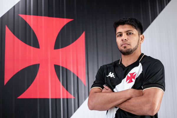 Versus / Hay nuevo director técnico en el equipo de Robert Rojas