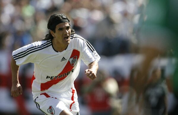 Versus / Revelador ping-pong del ‘Burrito’ Ortega: “Olimpia de Paraguay”