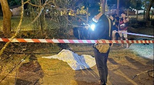 Tacuatí: asesinan a balazos a una mujer cuando salía de un colegio - trece