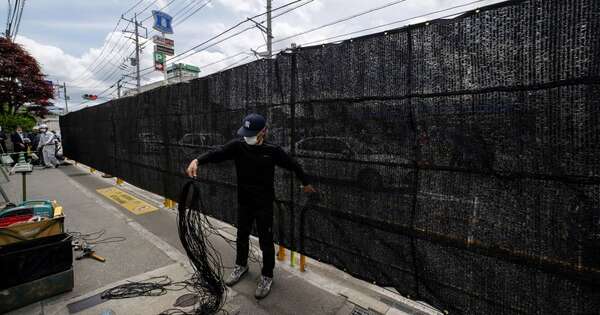 La Nación / Pueblo japonés bloquea una popular vista del monte Fuji